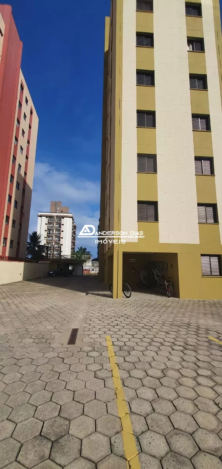 Loft com 1 dormitório, com 42m² á venda  por R$ 270mil - Massaguaçu - Caraguatatuba-SP